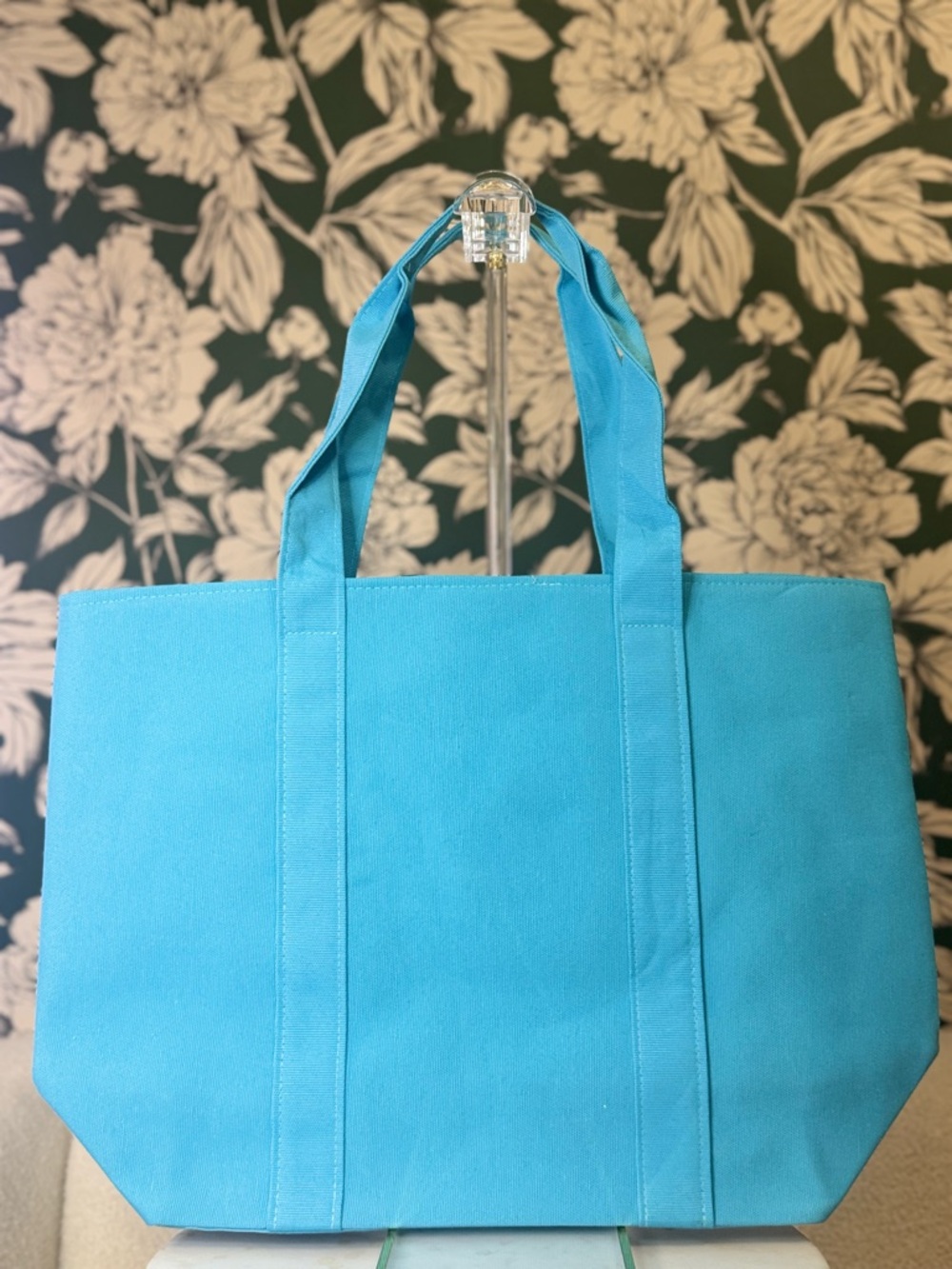 Summer Blue Tote Bag NWT - Picture 2 of 3